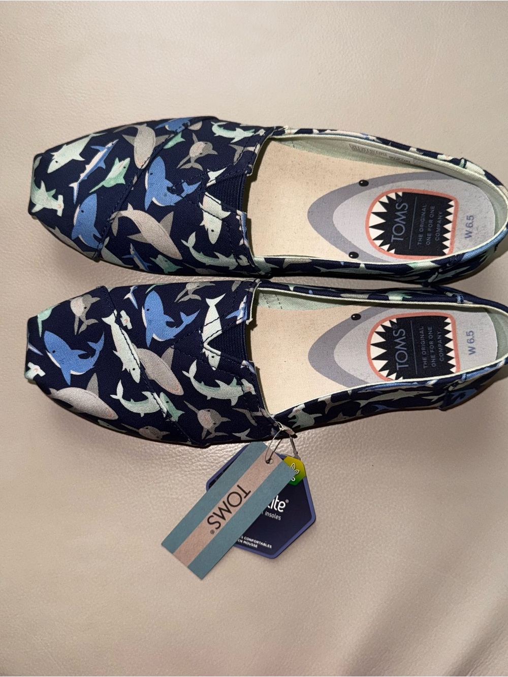 NWT TOMS Alpargata Blue Depths Shark Waters - Size 6.5 - Rare Print